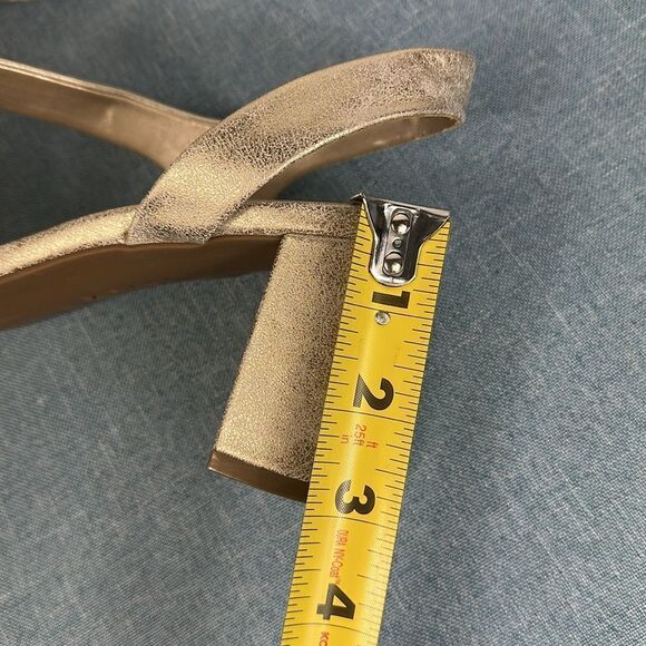 Anne Klein Resley Heeled Round Open Toe Sandals In Gold Size 8.5 - Picture 10 of 12